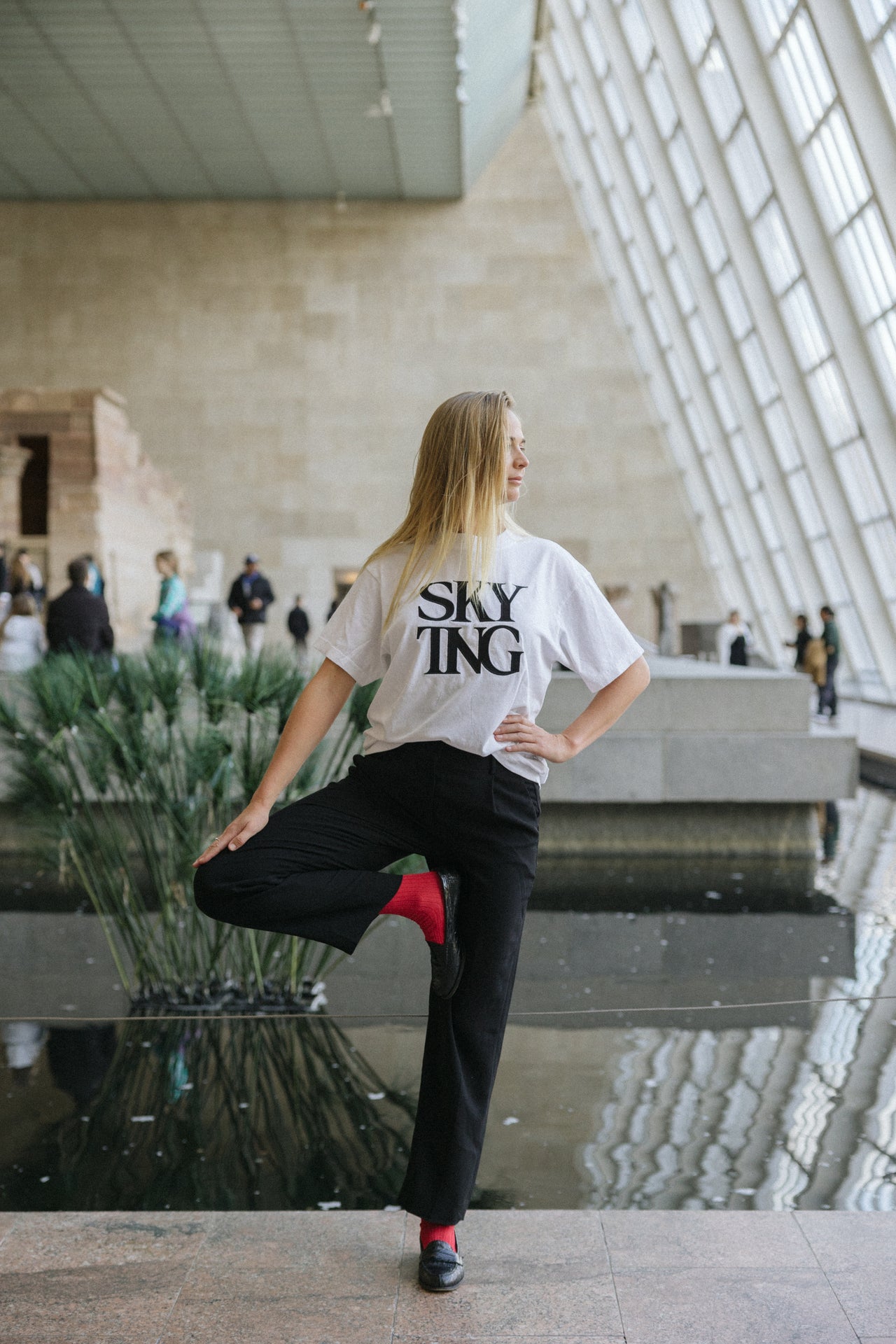 MUSEUM TEE