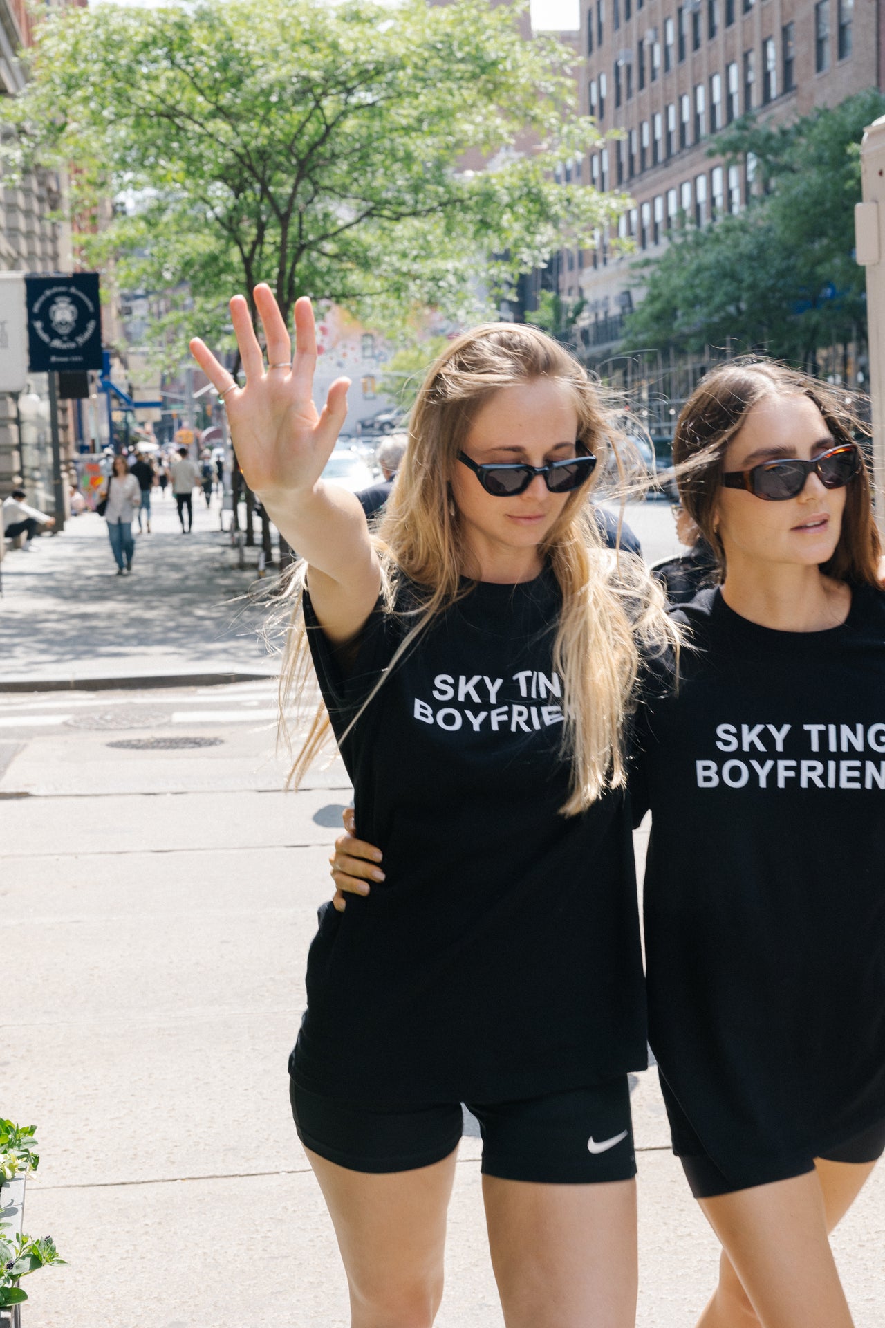 SKY TING BOYFRIEND TEE